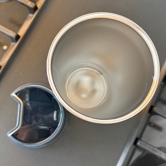 Stanley Pint Glass Vacuum Insulated Navy and Silver 16oz - Picture 3 of 5